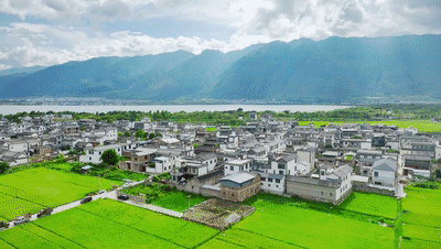 背靠苍山,面朝洱海,这是什么神仙民宿?